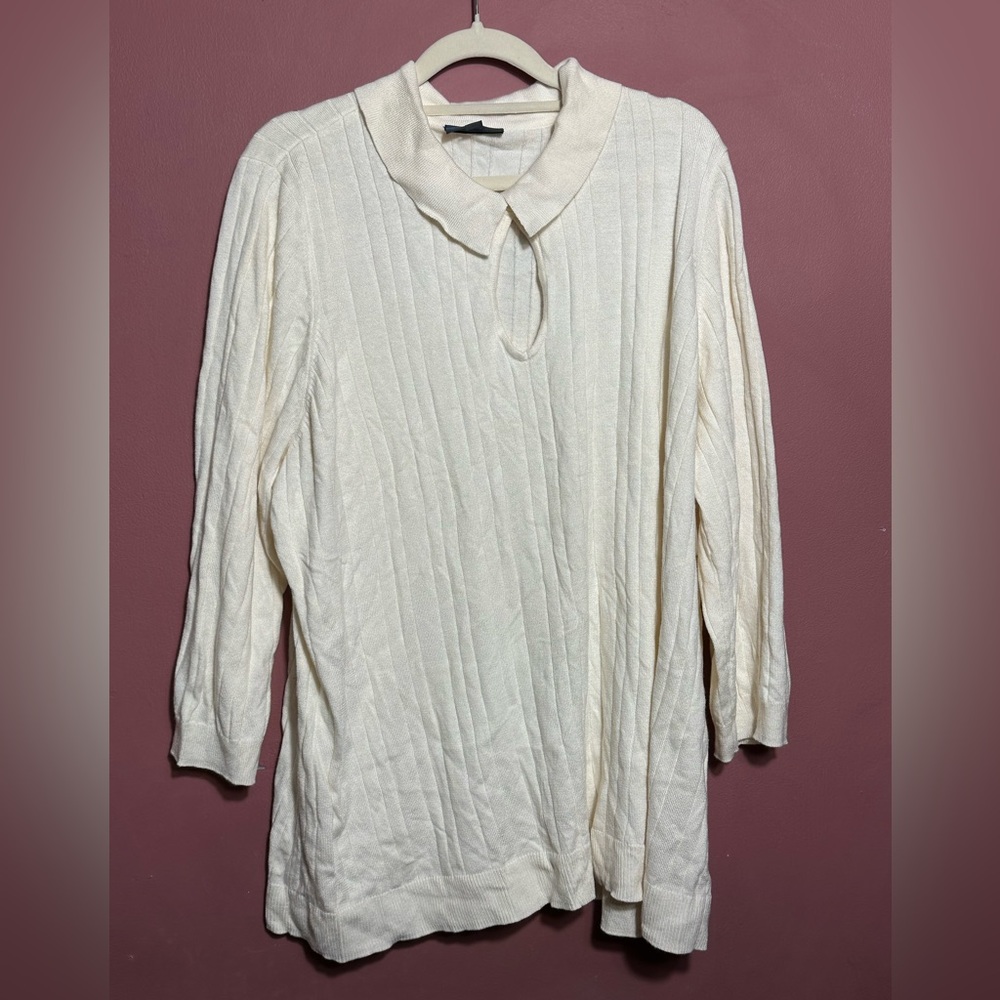 ModCloth Peter Pan Collar Keyhole Sweater in Cream